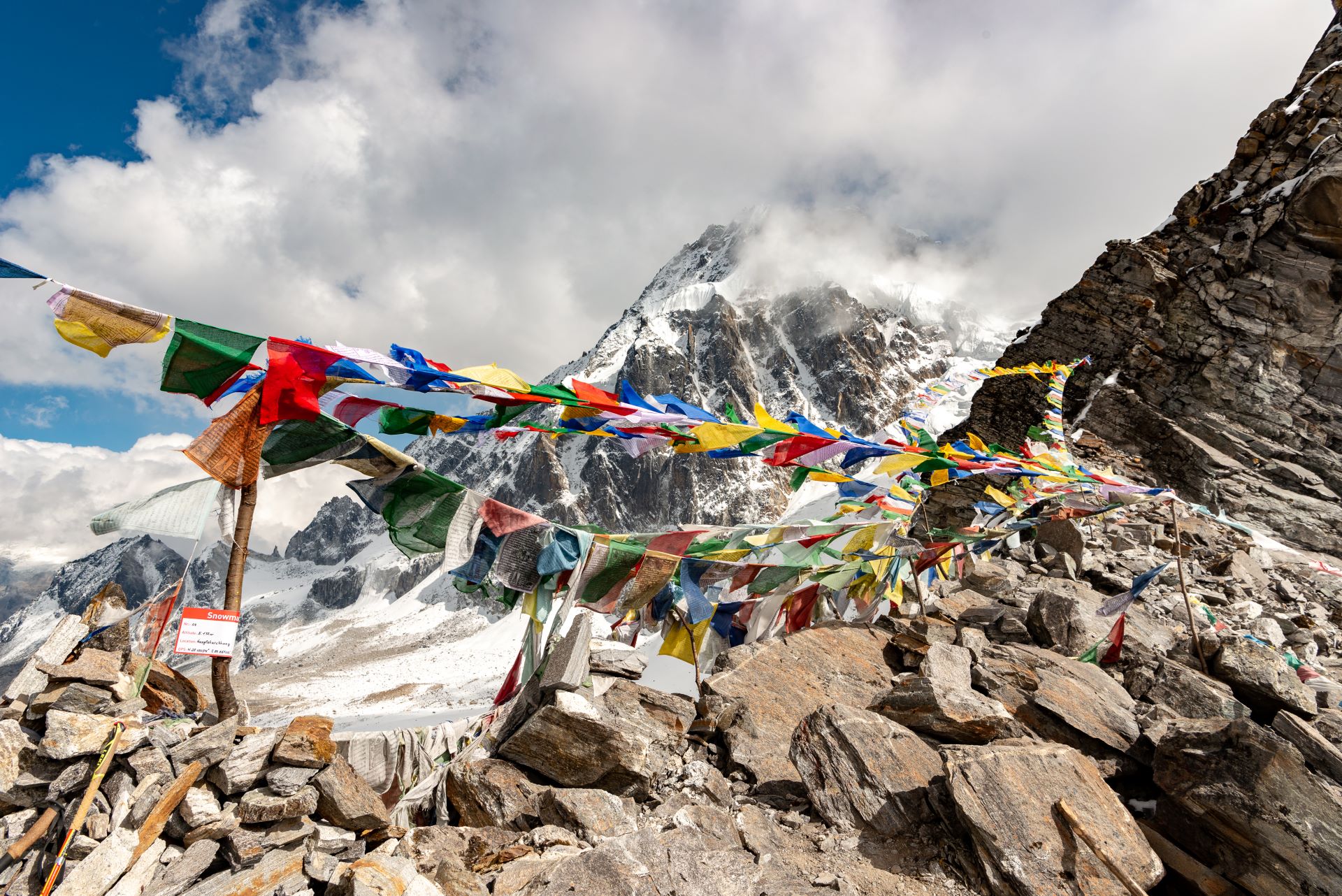 15_Bhutan_Gipfel_Snowman_Race