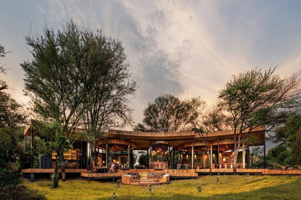 2_andBeyond_Grumeti_Serengeti_River_Lodge