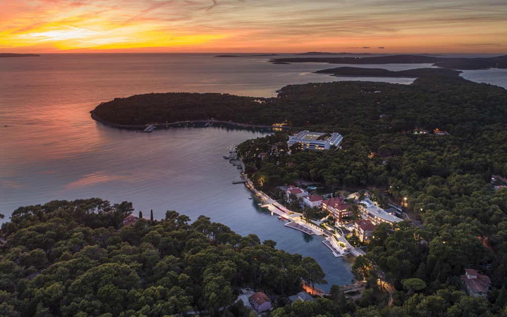 1_Losinj_Hotels_and_Villas_Boutique_Hotel_Alhambra_view